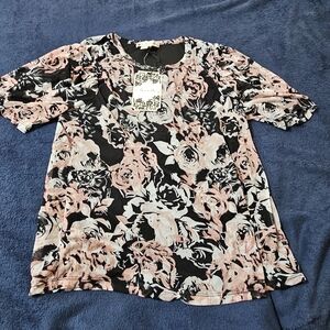 Chic Floral Women's Blouse in Black and Pink